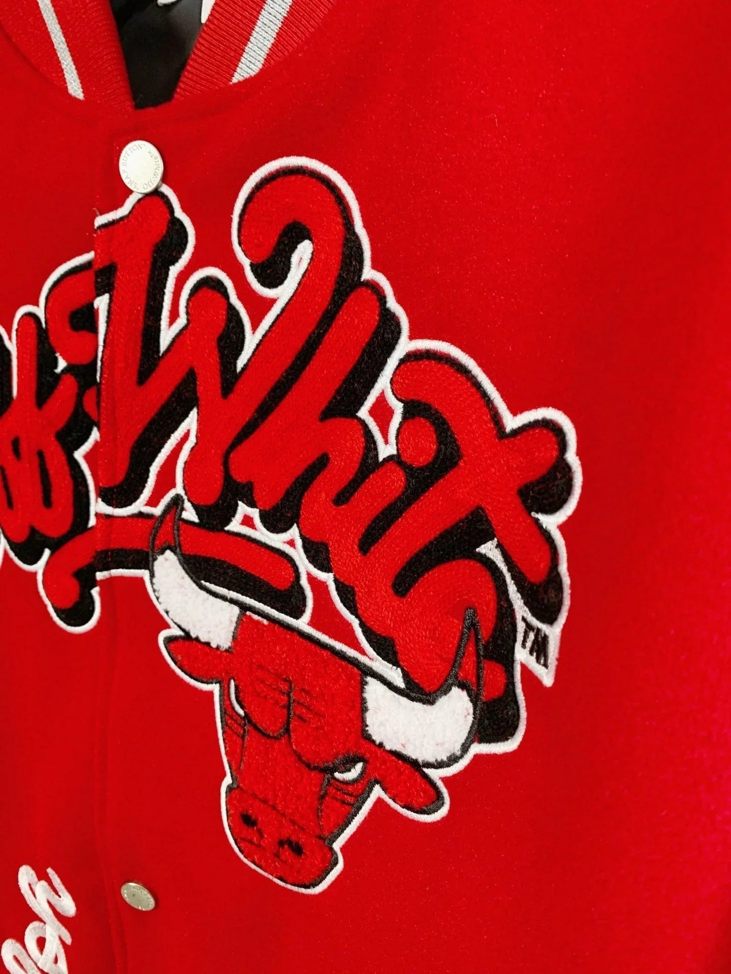 Jaqueta Off White x Chicago Bulls