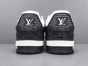Tênis Louis Vuitton LV Trainer White Black