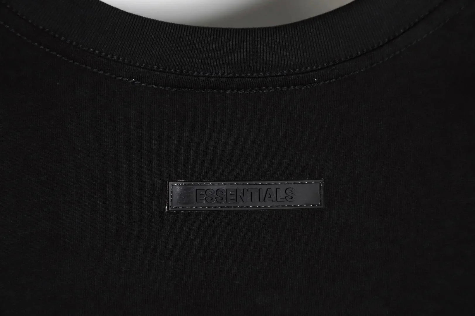 Camiseta Fear Of God Essentials