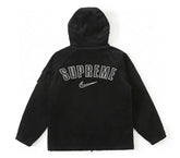 Jaqueta Colab Supreme x Nike