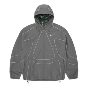Jaqueta Nike x Corteiz Cinza